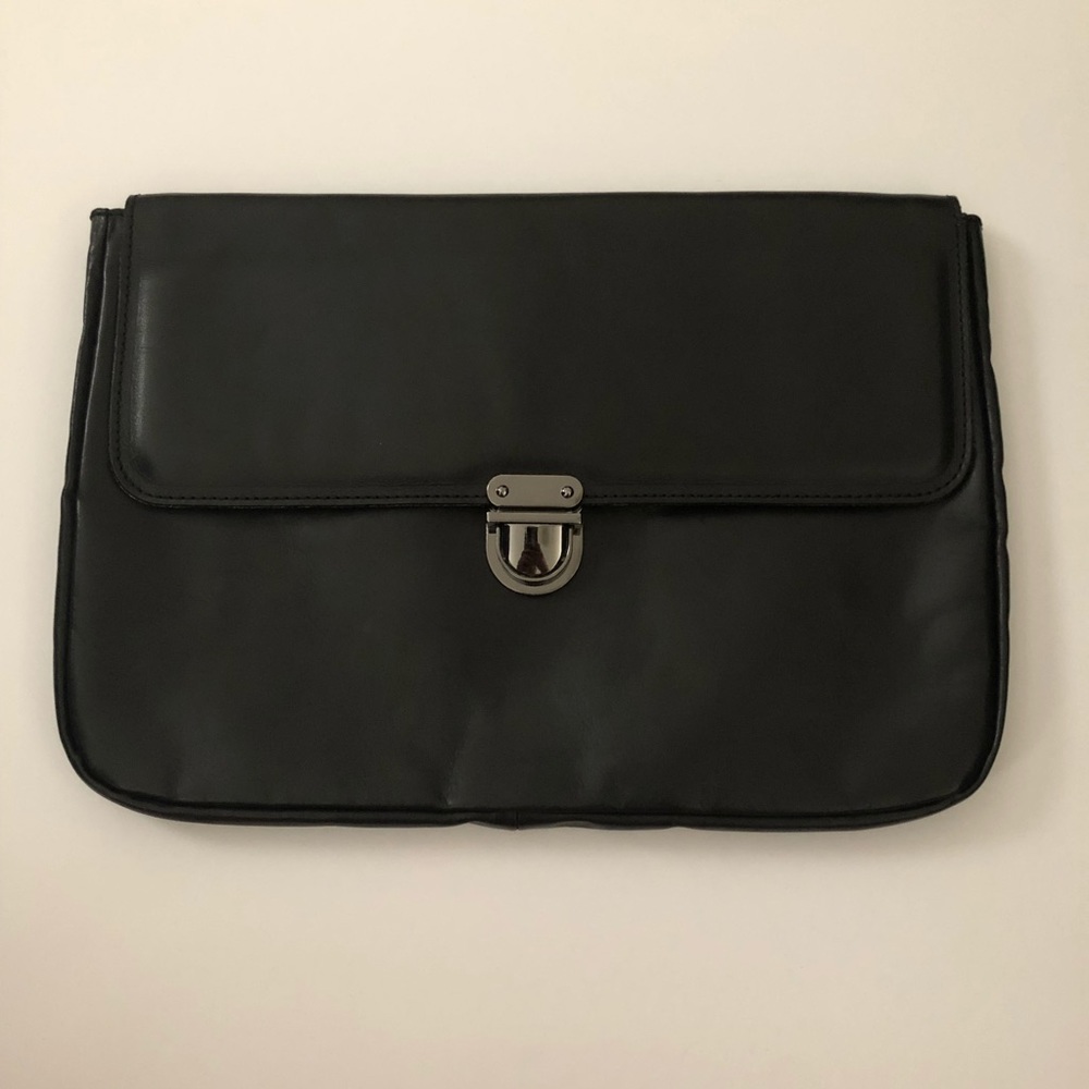 Zara men’s leather clutch
